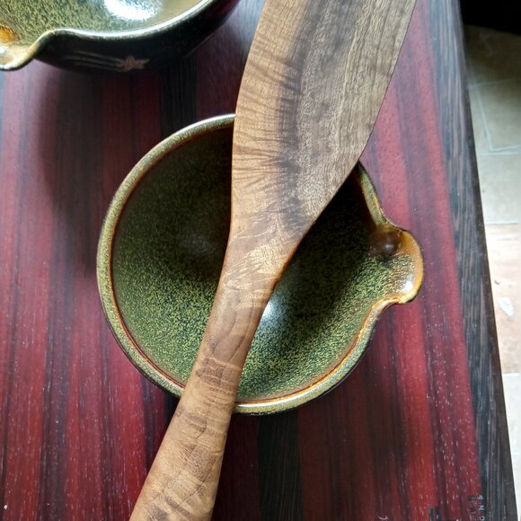 FoggyBayStudio Oregon/No.Ca. Myrtle spatula. Wood cooking utensil. - Picture 2 of 5